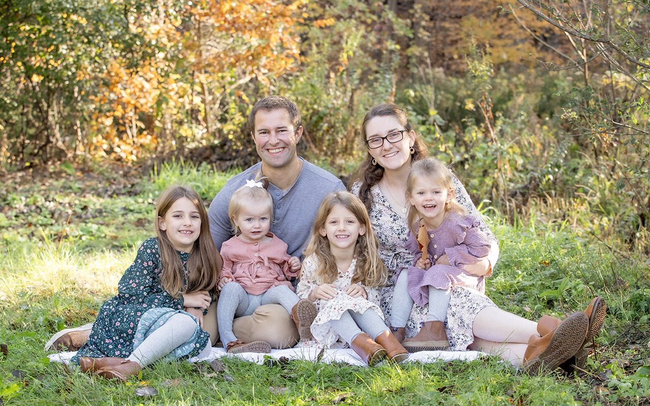 Family Photo by Lynn Laumann Photography