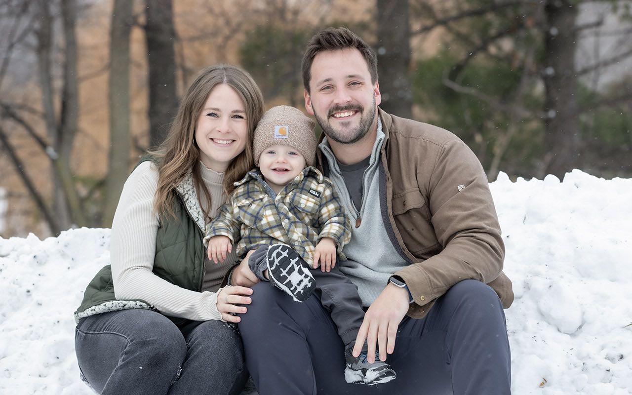 Family Photo by Lynn Laumann Photography