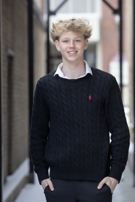 Lynn Laumann Photography Senior Graduation photo