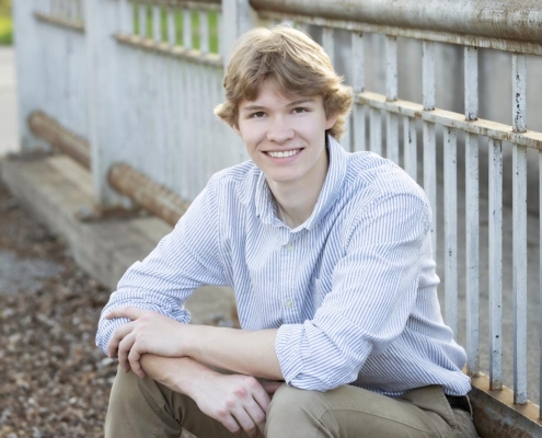 High school senior photo sessions for class of 2026 booking now!